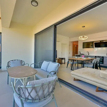 Hi Life アパート フェティエ